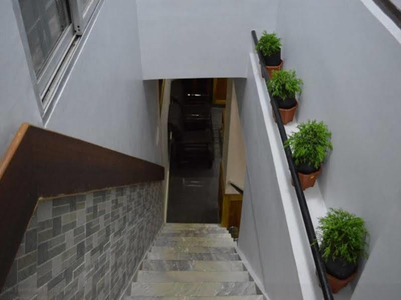 Treebo Trend The Pinewood Hotel Darjeeling  Exterior photo